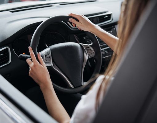 female-driving-car-R9SHT72.jpg